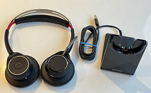 Poly Plantronics Voyager Focus UC Headset ANC, +USB Charge Stand