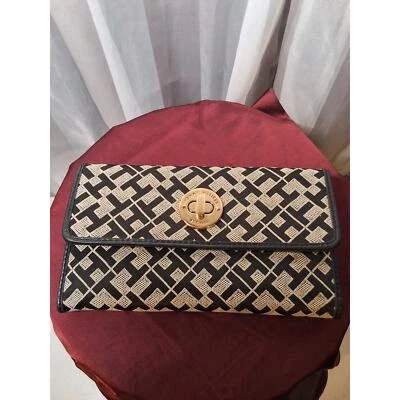 TOMMY HILFIGER WALLET - Image 1 of 4