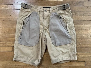 Abercrombie & Fitch Herrenshorts 28 Armee Cargo Militärstil 9" Reißverschlusstasche - Bild 1 von 4