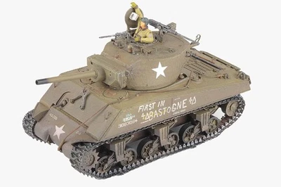 912136A Forces of Valor M4A3E2 Sherman Jumbo 1/32 Model First in Bastogne US - Image 1 of 2