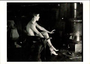 Photo Postcard--1928 Bessie Love Nude-Actress silent movies Paris-repro - Picture 1 of 2
