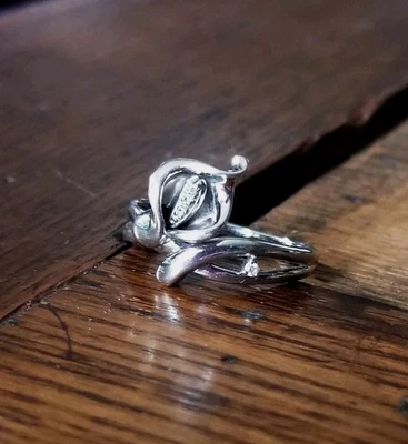 Anillo envolvente de diamantes de plata esterlina Kay Jewelers Calla Lily años 90  Foto 1 de 4