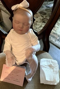 Reborn Baby Doll, Certificate, Diaper, Bottle And Soft Body. NEW BEAUTY - Picture 1 of 5