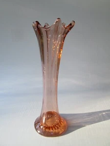 Vintage Swung Stretch Vase  Glass 9" Tall   Pink / Amber Glass Ruffled - Picture 1 of 9