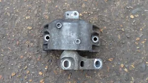 SUPPORTO MOTORE AUDI TT LATO GUIDA SUPERIORE 180CV MK1 1998-2006 - Foto 1 di 5