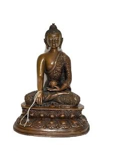 Handmade Buddha Statue By Lost Wax Process - Picture 1 of 7