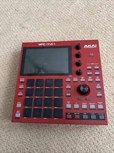 AKAI MPC ONE PLUS DRUM MACHINE/MIDI CONTROLLER - Picture 1 of 6