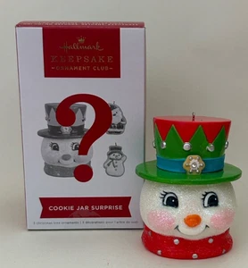 2022 Cookie Jar Surprise Hallmark Ornament Green Version w Snowman & Santa Minis - Picture 1 of 11