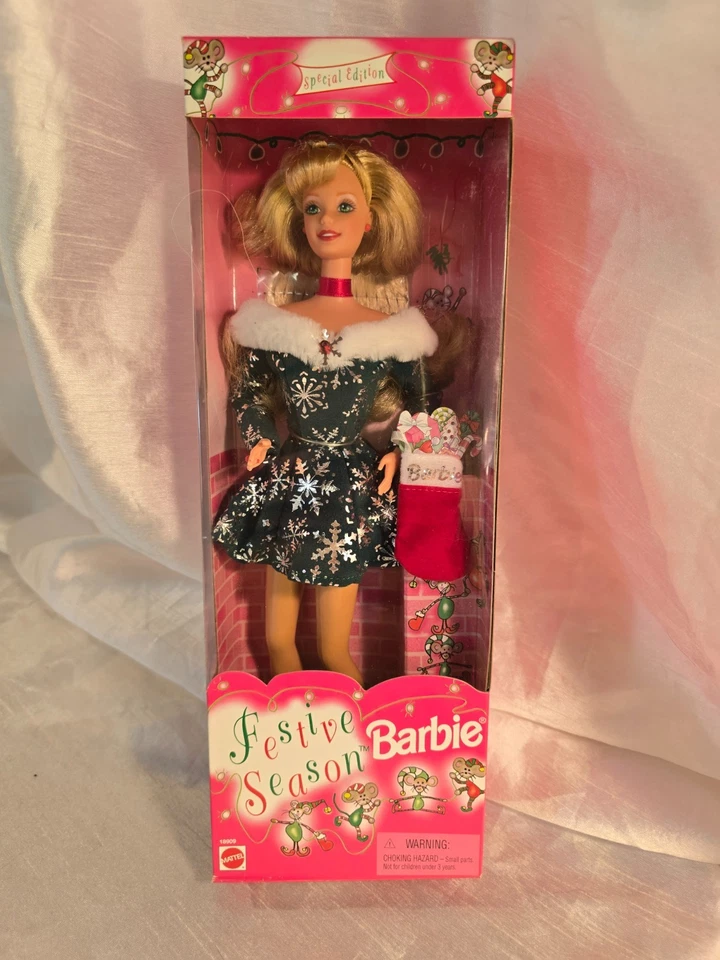 Barbie Temporada Festiva 1997 - Edición Especial - Barbie Coleccionable #3027 Foto 1 de 4
