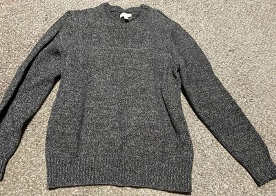 Suéter Sonoma Gris Cuello Redondo con Diseño Clásico Tejido Foto 1 de 4