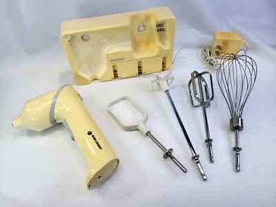 Mezclador de mano vintage negro y cubierta práctico mezclador recargable montaje en pared amarillo Foto 1 de 4