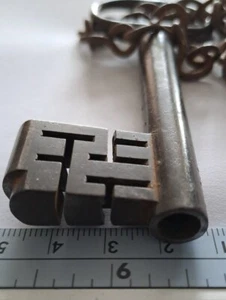 Bridge Ward Key - Good Condition - Picture 1 of 4