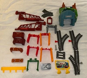 Thomas & Friends Trackmaster Motorized Thomas Tracks Bridge Switches Lot Of 22 - Picture 1 of 10