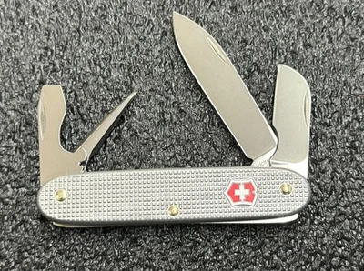 Navaja suiza Victorinox Electricista Alox en plata 93 mm nueva en caja Foto 1 de 3