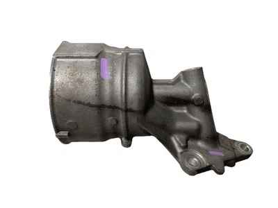 Carcasa de filtro de aceite Lexus LS460 2007-2017 OEM 15677-38010 Foto 1 de 4