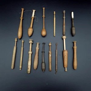 Collection of 15 Unspangled Wooden Vintage Antique Lace Bobbins - Picture 1 of 12