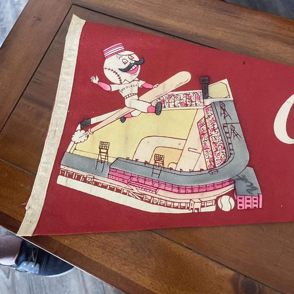 Banderín de béisbol Comcommati Redlegs 1953 de colección tamaño completo 32" oal Foto 1 de 2