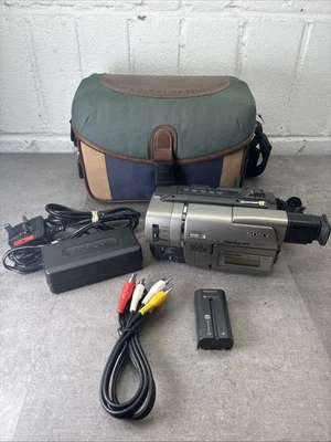 Sony Handycam CCD-TRV48E Video8 XR Camcorder w/Night Vision - Fully Working Set - Image 1 of 4