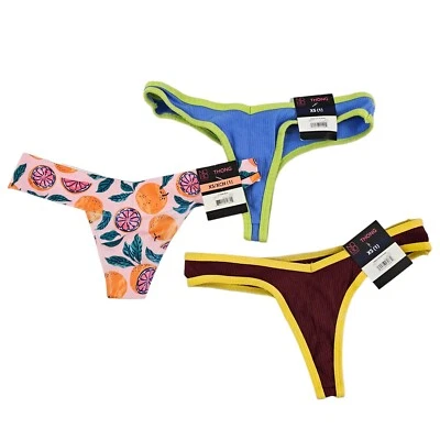 Paquete de 3 bragas de tanga en V y algodón acanalado No Boundaries para mujer - talla XS Foto 1 de 4