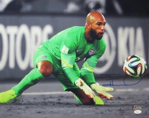 Foto autografiada/firmada de Tim Howard EE. UU. 16x20 JSA 133523 - Imagen 1 de 3