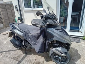 Piaggio MP3 300 Yourban LT - only 2 owners - female owner - 17867 miles. - Picture 1 of 16
