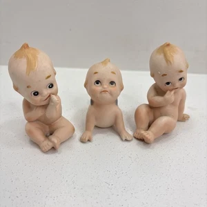 Set di 3 figurine vintage Lefton Kewpie Dolls Bisque 3" made in Japan - Foto 1 di 16