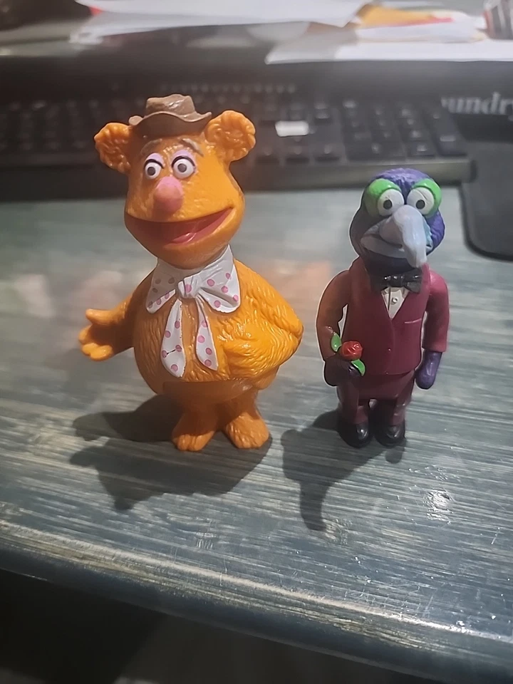 Fisher Price 1978 MUPPET SHOW Stick Puppet Figures Lote De 2 Fozzie Gonzo - Imagem 1 de 4