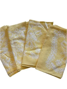 Vtg Yellow Cotton Napkins Set Of 4 White Floral Design 15”x 15” Read - Picture 1 of 10