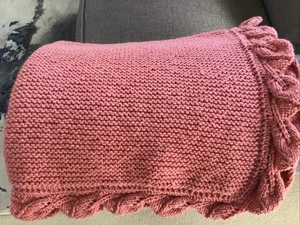 Baby/toddler Blanket. Handmade By Seller. New. Scalloped Edging - Picture 1 of 5