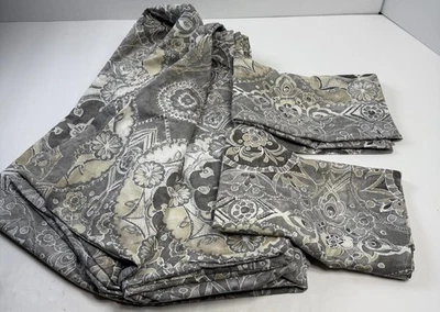 Pottery Barn Jacquelyn Medallion Duvet Full Queen and Shams Gray - Image 1 of 4