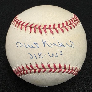 PHIL NIEKRO Firmado 318 GANANCIAS Béisbol Oficial - Salón de la Fama - Atlanta Braves - JSA - Imagen 1 de 9