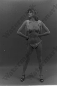curvy woman glamour candid bikini lingerie 35mm Negative Ue1 - Picture 1 of 1