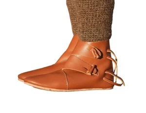 Medieval leather boots Renaissance boots Historical leather footwear - Picture 1 of 12