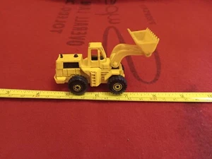 1979 Hot Wheels 3 Wheel Loader MATTEL Yellow diecast Car - Picture 1 of 7