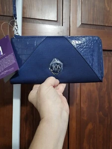 JOY MANGANO WRISTLET - Picture 1 of 7