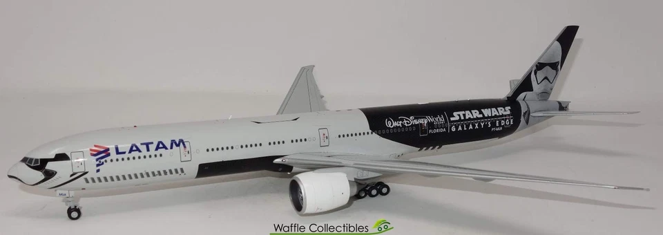 1:200 JC Wings LATAM B 777-300 PT-MUA 81938 EW277W003 Airplane Model - Image 1 of 1
