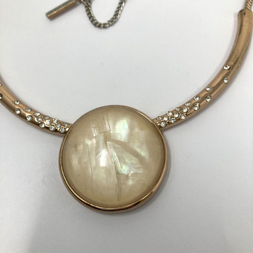 OFF WHITE Collana con ciondolo KENNETH COLE bianco sporco crema cerchio tono rame cristallo trasparente