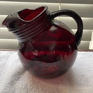 Anchor Hocking Small Royal Ruby Red Glass Tilt Ball Pitcher w/ Ice Lip Vintage - Picture 1 of 5