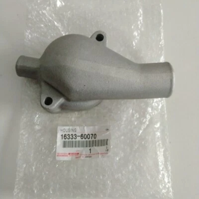 CARCASA TERMOSTATO 16333-60070 TOYOTA LAND CRUISER 1968-1979 FJ40 FJ43 FJ45 FJ55 Foto 1 de 4