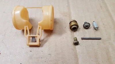 93-01 Kawasaki ZX1100 D NINJA ZX-11 carburetor float pin needle valve ASSY OEM - Imagem 1 de 4