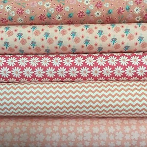 Fabric Freedom Country Garden 100% Cotton Fabric FQ Crafting Patchwork Pink - Picture 1 of 11