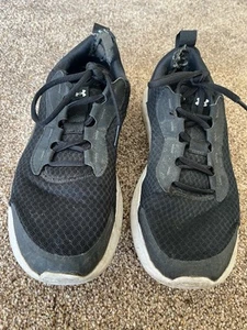 Men’s Black Trainers Size 9 Gay Interest - Picture 1 of 5