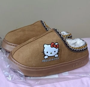 Zapatillas/zapatos de salón Hello Kitty marrón interior/exterior 9-10 nuevos - Imagen 1 de 7