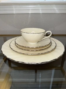 Lenox Weatherly - Ajuste de lugar de 5 piezas - Imagen 1 de 13