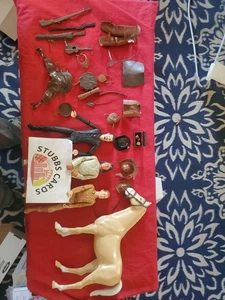 LOTTO anni 60 MARX COLLECTION JOHNNY WEST & HORSE W ACCESSORI SAM CORBA GERONIMO - Foto 1 di 7