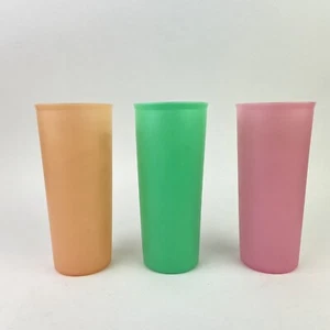 3 Pcs Vintage Tupperware 6.5" Tumblers Cups #107 Pastel Colors Stackable 16 oz - Picture 1 of 7