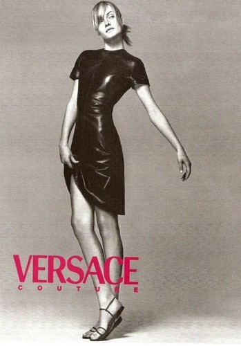 Vintage Gianni Versace Passerella Campagna Primavera 1996 Abito in pelle