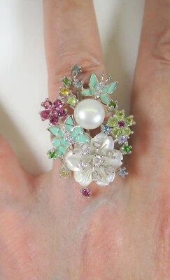 FLOWER BUTTERFLY RING, PEARL RHODOLITE PERIDOT TSAVORITE 2.04 CTW Rhodium/Silver - Image 1 of 4