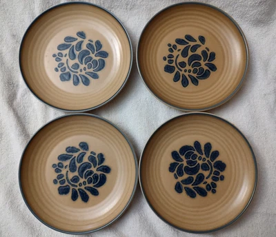 Set Of 4 Vintage Pfaltzgraff Folk Art 7" Salad/Dessert Plates - Image 1 of 4