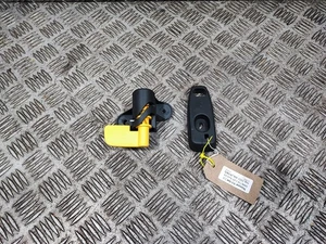 Cierre superior puerta trasera izquierda Renault Trafic MK3 2015-22 Vivaro B NV300 N/S - Imagen 1 de 9